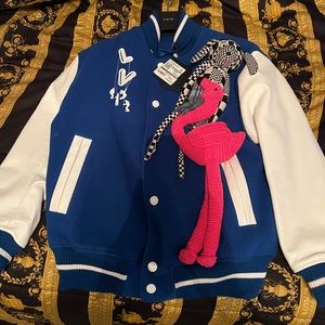 Louis vuttion piece 100% authentic non negotiable the least I’ll take is 3,100